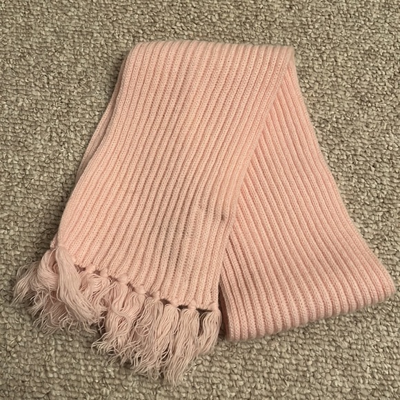 Brand New Adrienne Vittadini Collection Wool Angora Pink Scarf (NWT) - Picture 1 of 4